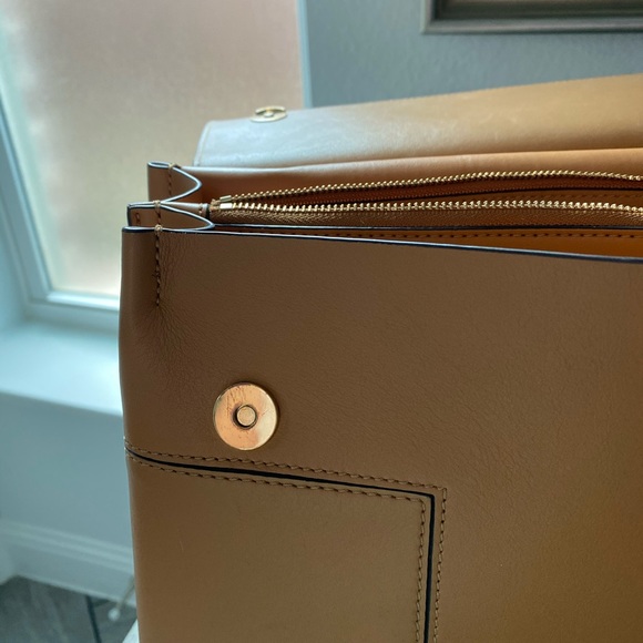 Tory Burch Bag - Picture 7 of 7